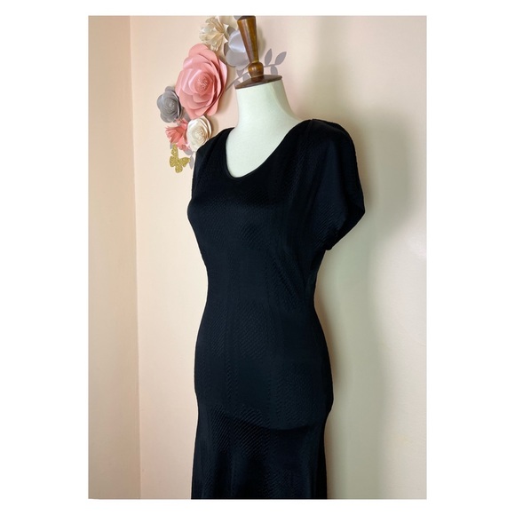 New! HUGO BOSS “Emagine” Flared Hem Brocade Maxi Dress - Picture 5 of 8